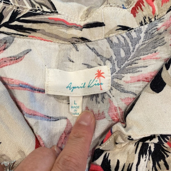 April Kiss Button Down - Picture 3 of 6